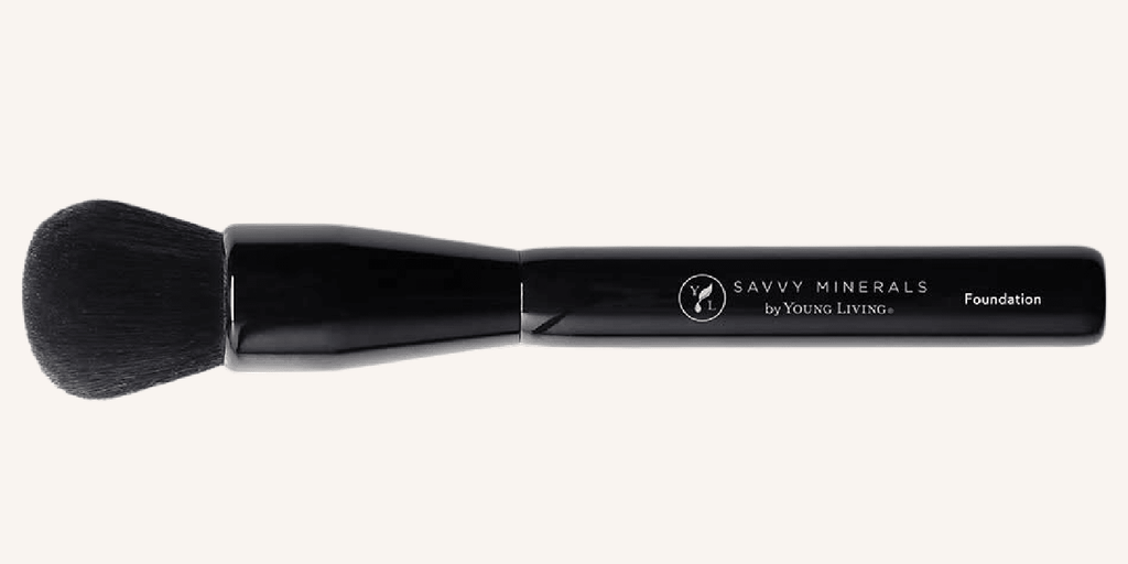 young-living-savvy-minerals-foundation-brush